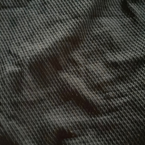 Black workout top, textured on back smooth on the front! - Picture 3 of 3